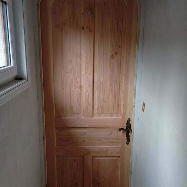 Porte en bois sur mesure Issoire